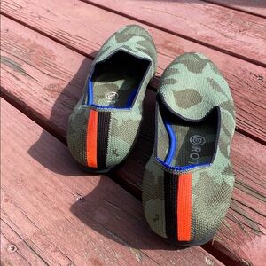Rothy's Camouflage Flats with green and Orange Accents